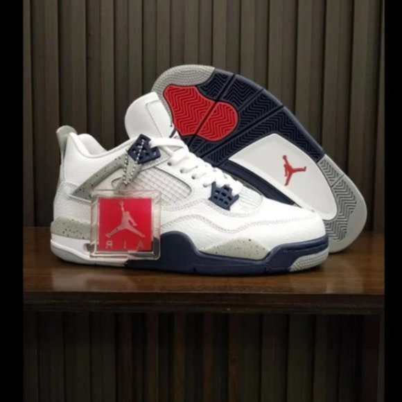 Air Jordan 4 Retro main image 9